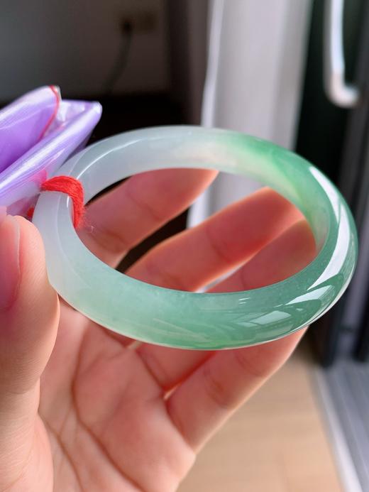 54贵妃翡翠手镯 商品图2