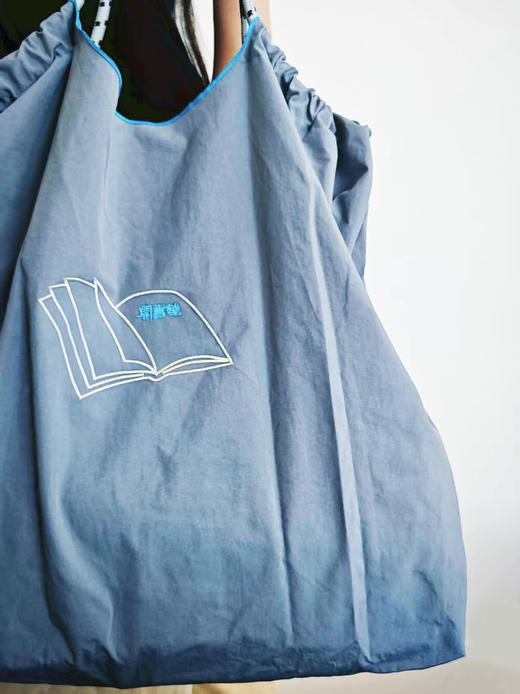 钟书阁大容量手提收纳四向抽绳便携环保包 商品图7