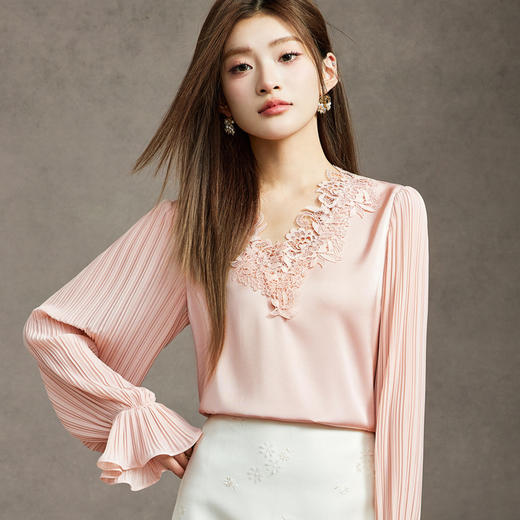 「自」全新升级【铂金会员183/天猫239/差价56】(01003)洛诗琳新款蕾丝拼接雪纺衫2025秋季设计感气质雪纺衬衫女 商品图1