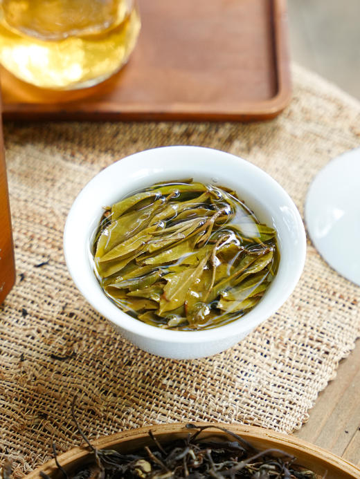 5月18日中午12点【红梗红叶普洱茶】2026头春  茶界中的中华鲟普洱茶古老珍贵的物种——红梗红叶茶，一口兰香，满口生津，仅有10公斤左右，50克/罐 商品图5