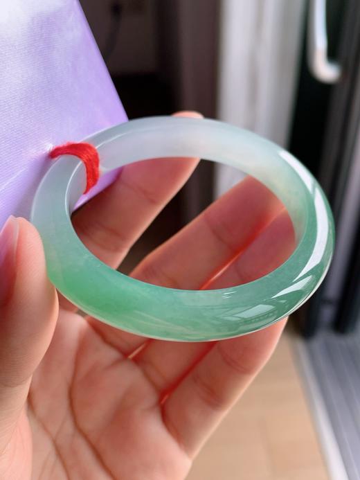 54贵妃翡翠手镯 商品图4