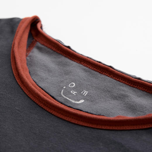 ROMI STUDIO“打破常规”灰红撞色边条舒适棉质长袖上衣RWCASU5423 商品图2