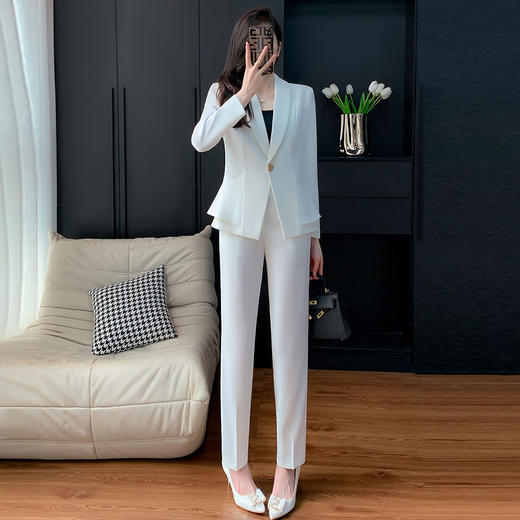 奢姿女装2025新款气质翻领职业套装女士同色系干练时尚西装两件套25103955 商品图1