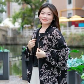 现货，今天发出！【刺绣翻领外套】限量39件，花姐专订！售完不补！下摆抽绳，重工刺绣款，拉链夹克，气质秋季开衫上衣，中长款外套，无弹，底部：100%莱赛尔，装饰线：100%棉