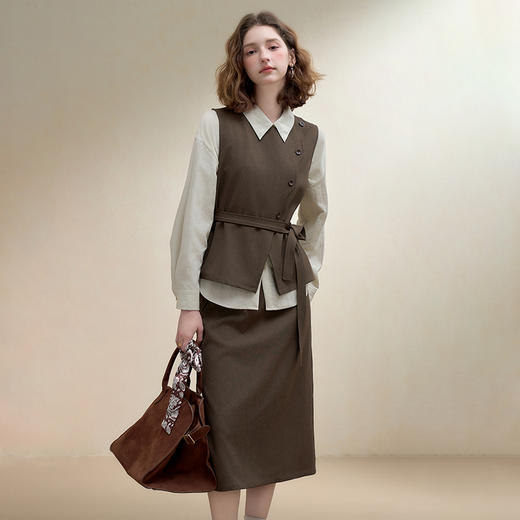 西遇法式高级感气质通勤套装女秋季收腰马甲搭半身裙两件套V3055140（不含衬衫） 商品图1