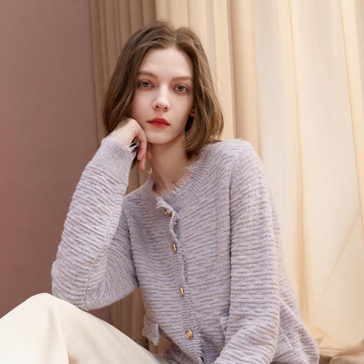 三彩2025冬季新款浪漫香风肌理感针织衫长袖开衫简约毛衫S 商品图1