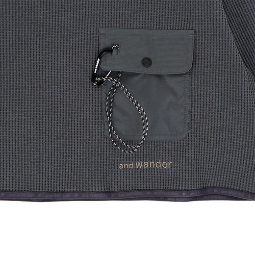and wander PE waffle short length T (W)华夫格女装短款长袖T恤 商品图2