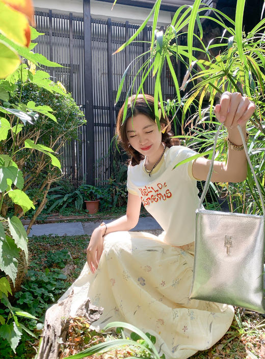 <曾小咸推荐>现货秒杀！最后一波 ！抢到赚到！设计感黄色边红色字母印花 日常99.99 立减50 秒杀49.99！ 商品图14