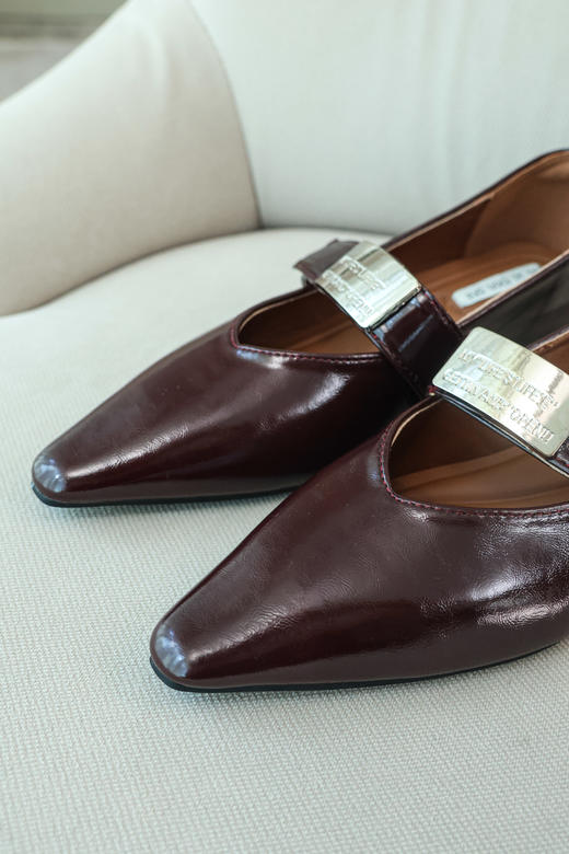 时髦尖子|法式真皮内增高金属扣单鞋 商品图6