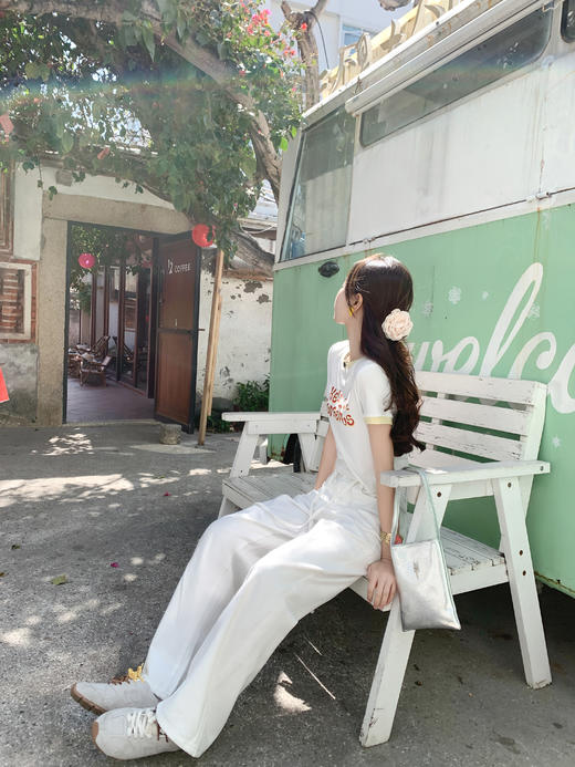 <曾小咸推荐>现货秒杀！最后一波 ！抢到赚到！设计感黄色边红色字母印花 日常99.99 立减50 秒杀49.99！ 商品图11