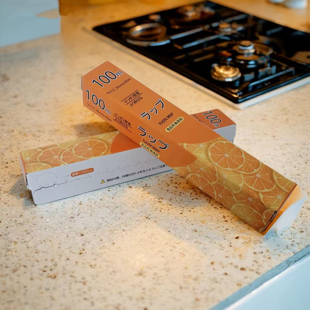 清仓秒杀！！！出口的尾货保鲜膜，纸盒包装，存储卫生，粘性佳，不易串味，食品级材质，安全又放心     0118返团