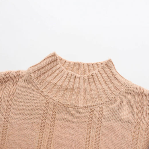 OSL 8515QY半高领羊毛加厚双股纱线大绞花宽松针织衫 商品图3