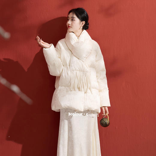 三彩【花影入梦】2025冬季新款90白鸭绒羽绒服宽松保暖围脖C 商品图1