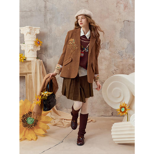 【暖冬内购】两三事梵高文艺焦糖引力2025秋冬新款向日葵刺绣流苏羊毛呢外套女 商品图3