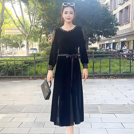 气质优雅系带收腰，洋气金丝绒连衣裙QYM-YJ25XY603 商品图1