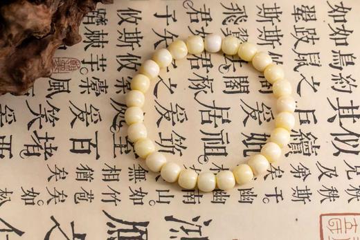 一周发货，附带权威检测证书【俄料蜜蜡手串】瓷白、金瓷白虎皮纹、金瓷白溶洞，3款花纹~2款咪数，7mm、9.5mm；3款手围尺寸，15厘米、19厘米、23厘米定制款 商品图7