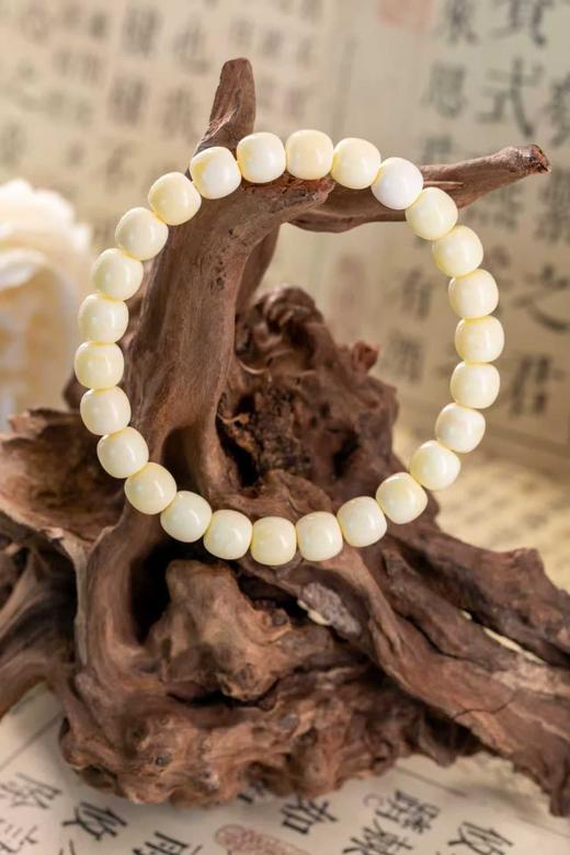 一周发货，附带权威检测证书【俄料蜜蜡手串】瓷白、金瓷白虎皮纹、金瓷白溶洞，3款花纹~2款咪数，7mm、9.5mm；3款手围尺寸，15厘米、19厘米、23厘米定制款 商品图1
