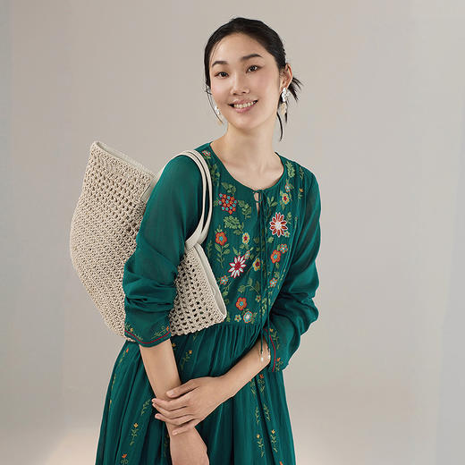 【林栖设计小店】婴儿棉连衣裙墨西哥绣花优雅气质宽松2025秋冬新款长裙女T1954113 商品图6