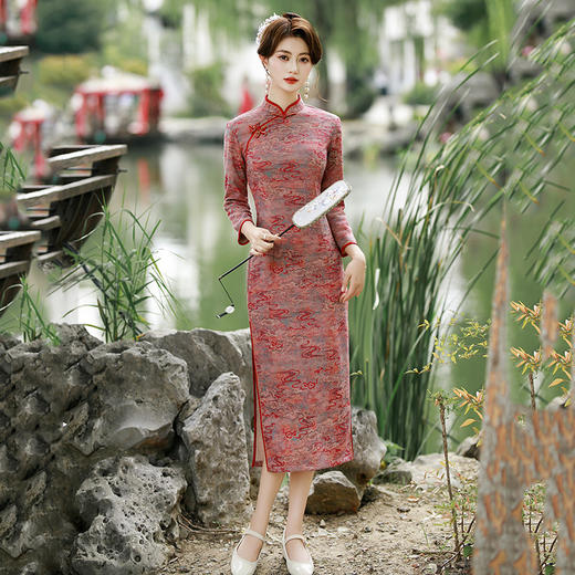 SC21957红色祥云国风妈妈装长款改良长袖旗袍秋季2025新款女复古修身收腰 商品图0