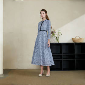 司歌绒感蕾丝修身高贵长袖连衣裙A901238X