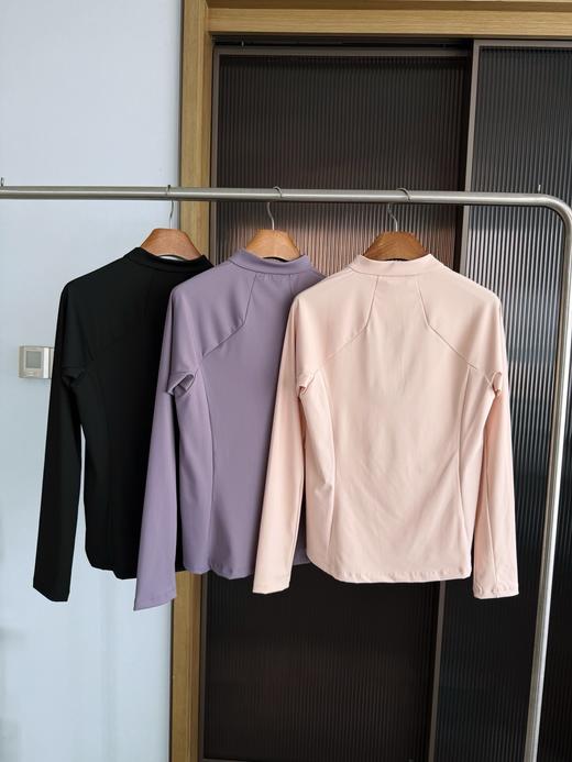 点此购买 凯乐石女士半拉链吸湿排汗保暖户外攀登登山长袖T恤衫 bk 328913 商品图1