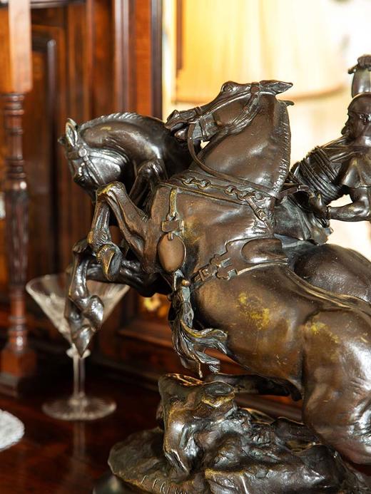 独角鹿西洋古董1880年代法国雕塑家Emmanuel Frémiet签名创作出品青铜雕塑作品《罗马战车》 商品图2