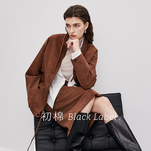 棉仓366607002-25秋麂皮绒翻领口袋套装 商品图3