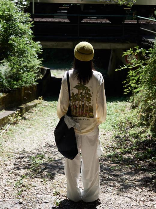 步履不停/5C16089C/森林印花T恤 商品图1