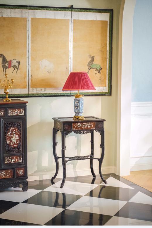 独角鹿西洋古董1880年代法国出品东方风格传统花卉主题螺钿镶嵌精雕桤木翻盖带镜抽屉桌 商品图0