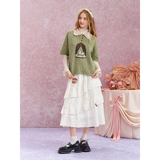 两三事 奶油涟漪 2025秋季新款立体刺绣章仔蕾丝拼接蛋糕裙半身裙 商品图3