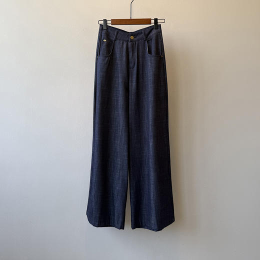 丹宁蓝休闲牛仔裤 商品图3