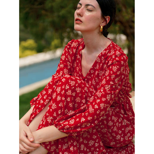 HeyDressV领印花收腰连衣裙 商品图1