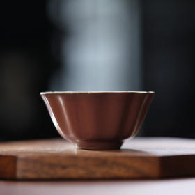 问鼎汝瓷萼红祥瑞杯