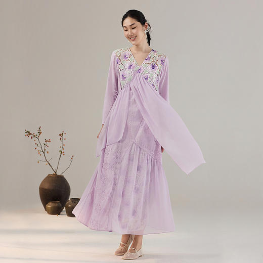 【林栖设计小店】（现货）【两种穿法】镂空绣花连衣裙配吊带拼飞片宽松2025秋冬新款两件套女T1954115 商品图7