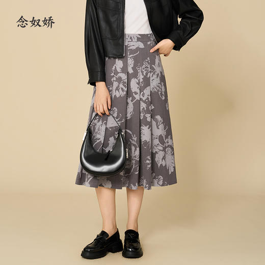 【商场同款】CNS5851 “ 剪影花半裙 ” 雅致深浅花卉图案 智性大气 雅致好穿 显瘦版型 商品图0