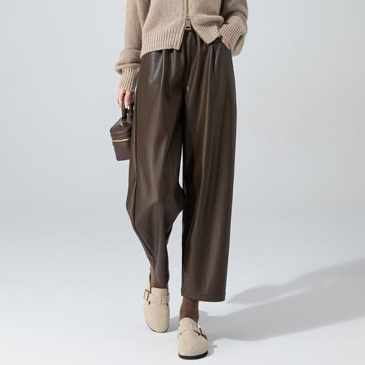 「自」全新升级【铂金会员201/天猫269/差价68】(43415)洛诗琳新款PU皮裤2025秋季高腰松紧腰休闲裤宽松直筒裤女 商品图0