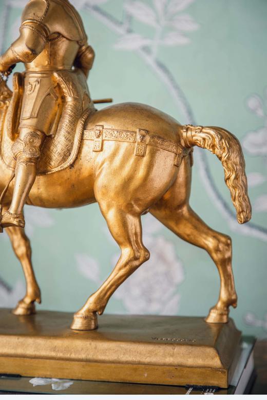 独角鹿西洋古董19世纪法国Barbedienne铸造工坊签名出品文艺复兴大师Andrea del Verrocchio创作青铜鎏金雕塑作品《Bartolomeo Colleoni 骑士塑像》 商品图3