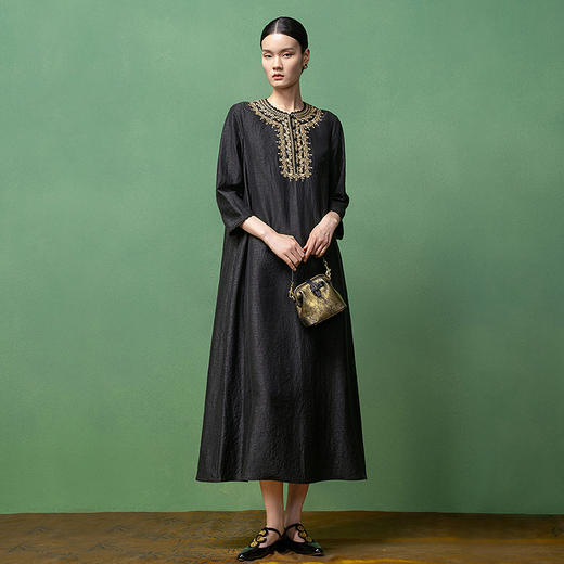 【林栖设计小店】【非遗香云纱】生活在左桑蚕丝连衣裙绣花钉珠2025秋季新款长裙女1953318 商品图0