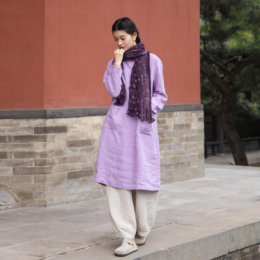 绽放557朵/重磅皱纹砂洗亚麻开V领宽松文艺长袖中长款连衣裙女秋 商品图4