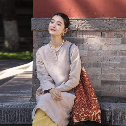 绽放557朵/重磅皱纹砂洗亚麻开V领宽松文艺长袖中长款连衣裙女秋 商品图2