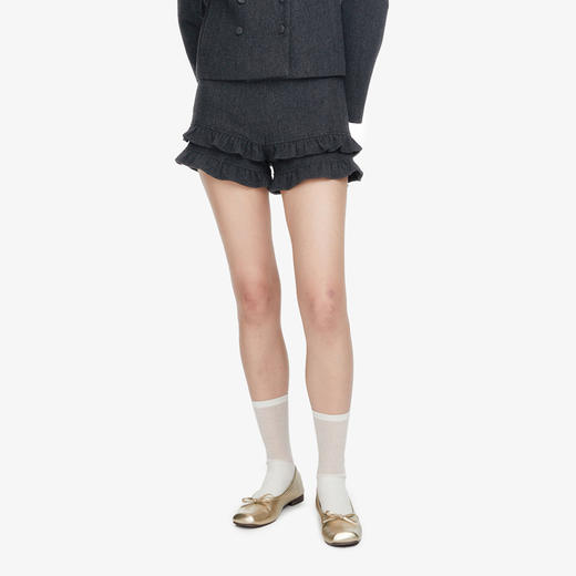 Herlian2025年秋季新品女士双层花边拼接设计毛呢短裤 商品图2