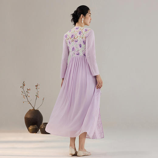 【林栖设计小店】（现货）【两种穿法】镂空绣花连衣裙配吊带拼飞片宽松2025秋冬新款两件套女T1954115 商品图11