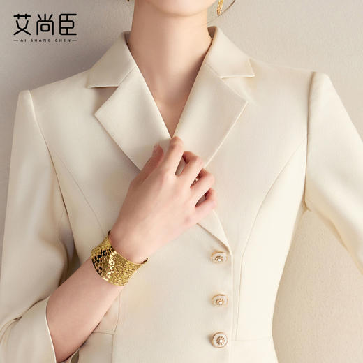 艾尚臣新款米色高级感连衣裙气质优雅职业装医美主持人工作服 商品图2