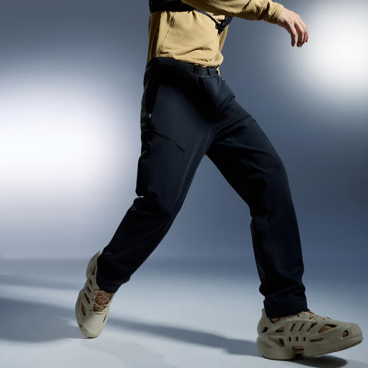 TAGX男式风行壳户外机能软壳裤2025年秋新款户外防风耐磨攀岩长裤 商品图2