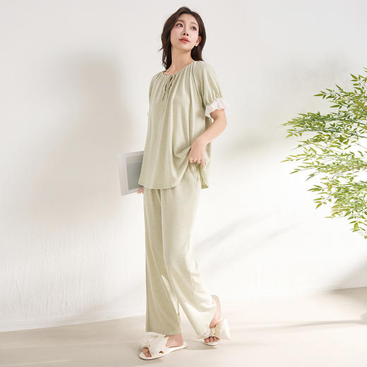 爱帝云感绵柔花纱女士蕾丝花边短袖长裤家居套宽松版型 商品图9
