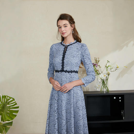 司歌绒感蕾丝修身高贵长袖连衣裙A901238X 商品图2