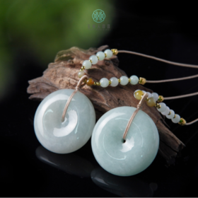 翡翠平安扣吊坠约38mm