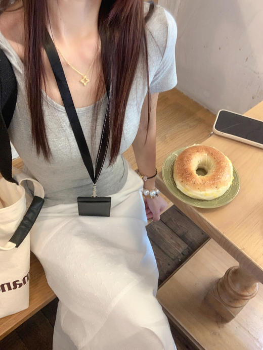 【129元任选2件】现货！韩系白色鱼尾裙半身裙 商品图5