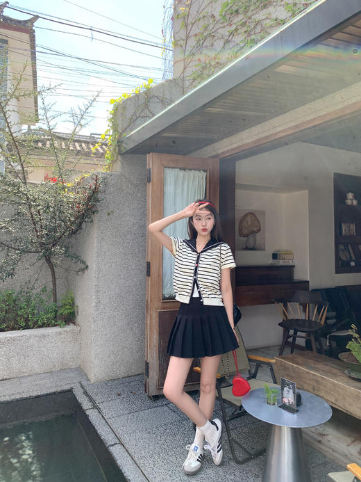 <曾小咸推荐>现货秒杀！最后一波 ！抢到赚到！2色减龄学院风海军领针织衫 日常159.99 立减90 秒杀69.99！ 商品图6