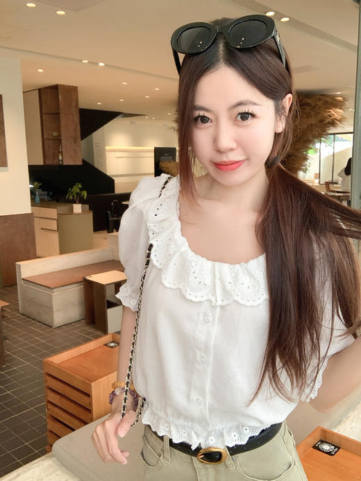【169元任选2件】最后一波现货！法式白色花边拼接短袖衬衫 商品图5